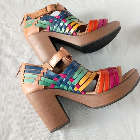 Huellas Mexicanas Leather Handmade Rainbow Block Heels Huarache Sandals  Size 7 - Picture 9 of 15